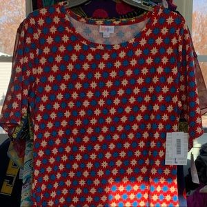 6/$15 Large red, cream and blue Julia - NWT